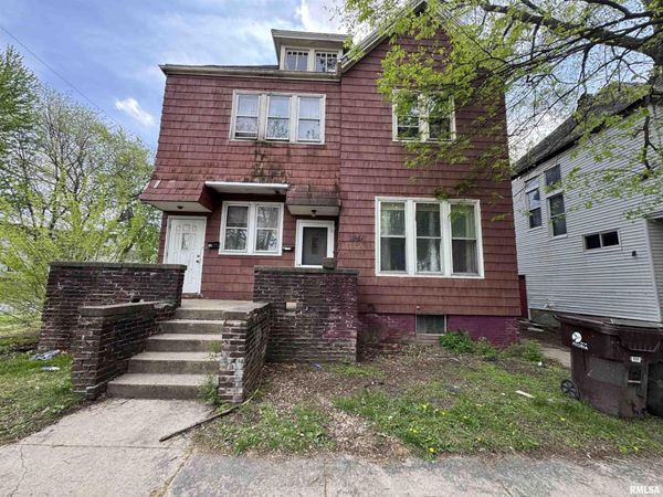 400 W ARMSTRONG Avenue, Peoria, IL 61603