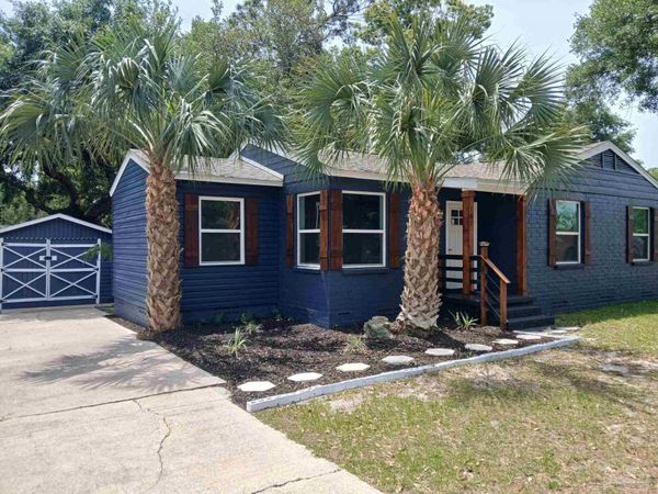 107 Gilliland Rd, Pensacola, FL 32507