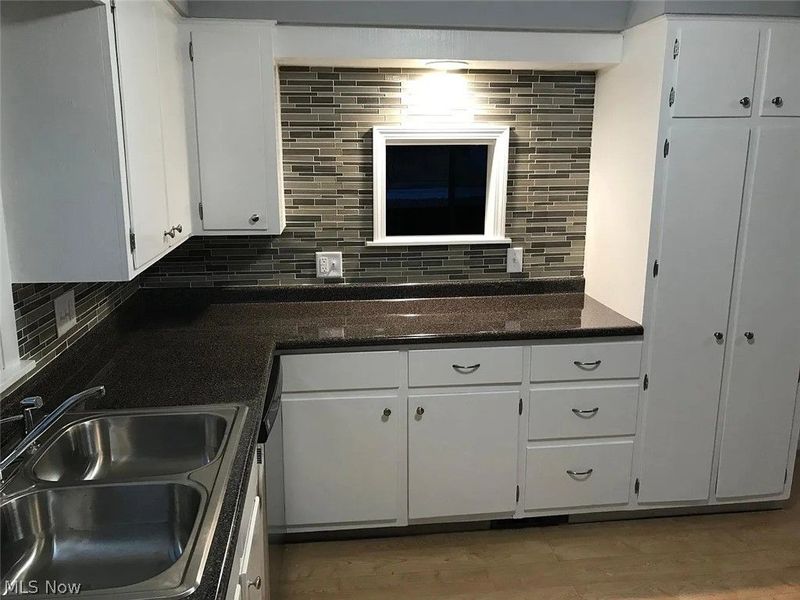 173 Terrace Drive, Youngstown, OH 44512 Photo 3