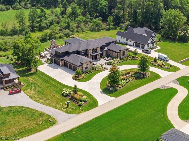 6027 Macdougall Lane, Sharon, OH 44256 Photo 12