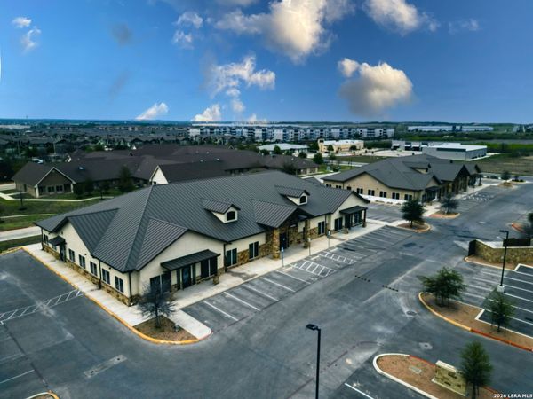 790 Generations Drive, Unit BLDG 300, New Braunfels, TX 78130