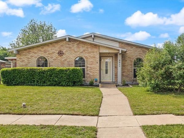 2017 Montana Trail , Grand Prairie, TX 75052