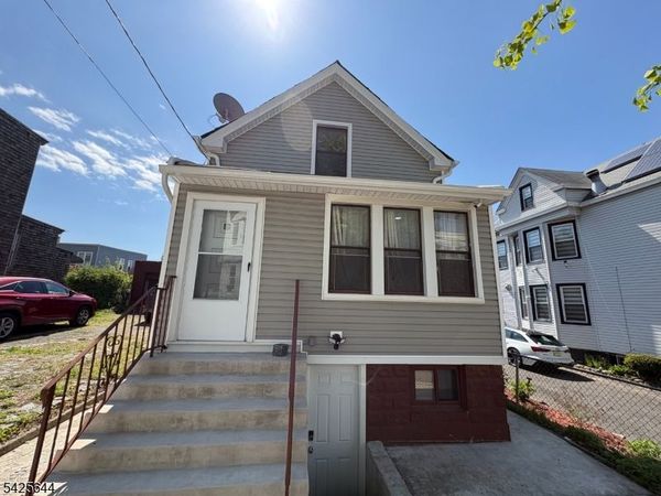 301 Lembeck Ave, Jersey, NJ 07305