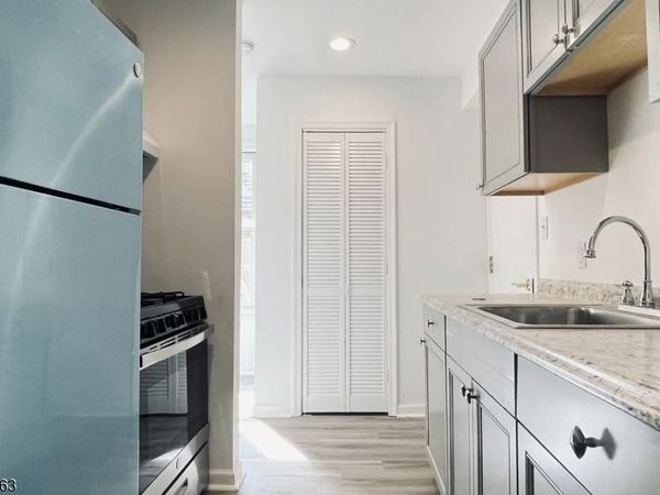 15 Central ave, Unit 3C, Madison, NJ 07940