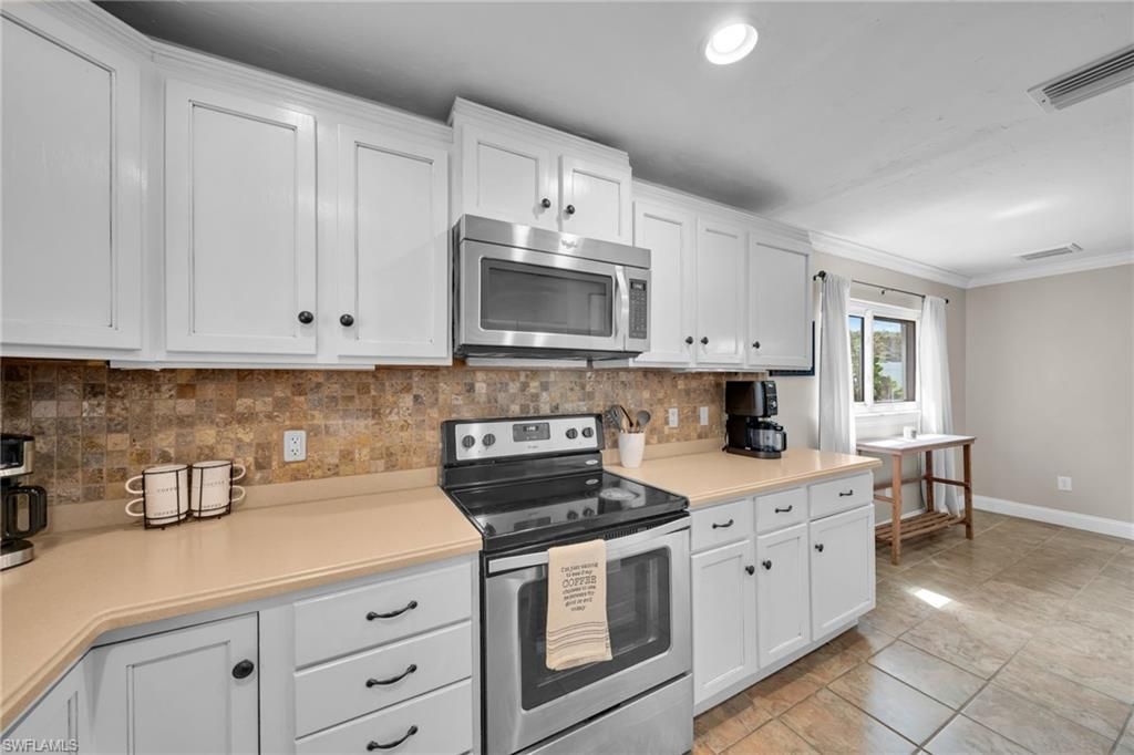 873 Hofstra Dr, Fort Myers, FL 33919 Photo