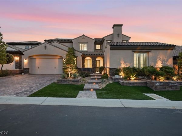 2901 Grande Arch Street, Henderson, NV 89044