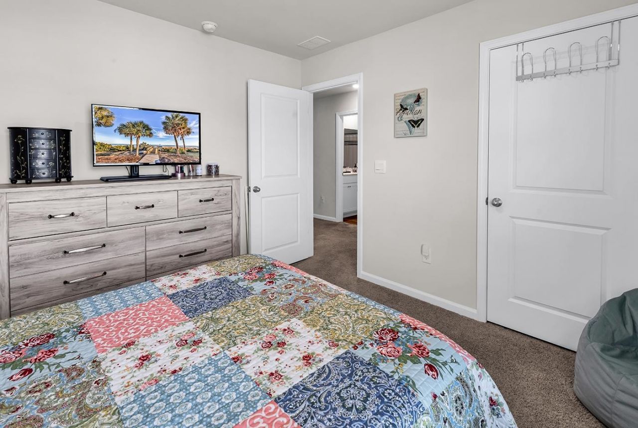 514 Hogwart Ln. Photo 26