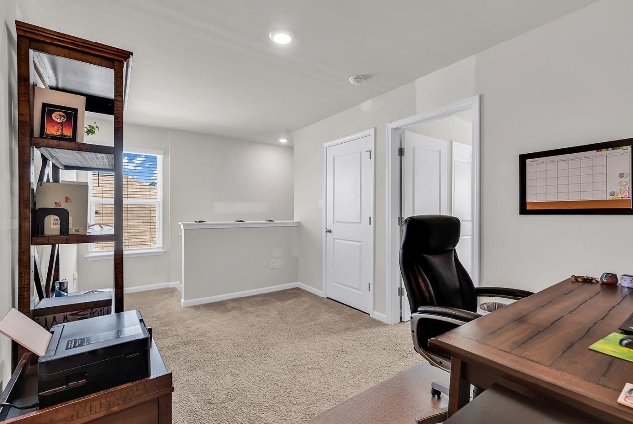 514 Hogwart Ln. Photo 28