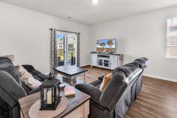 514 Hogwart Ln. photo 4