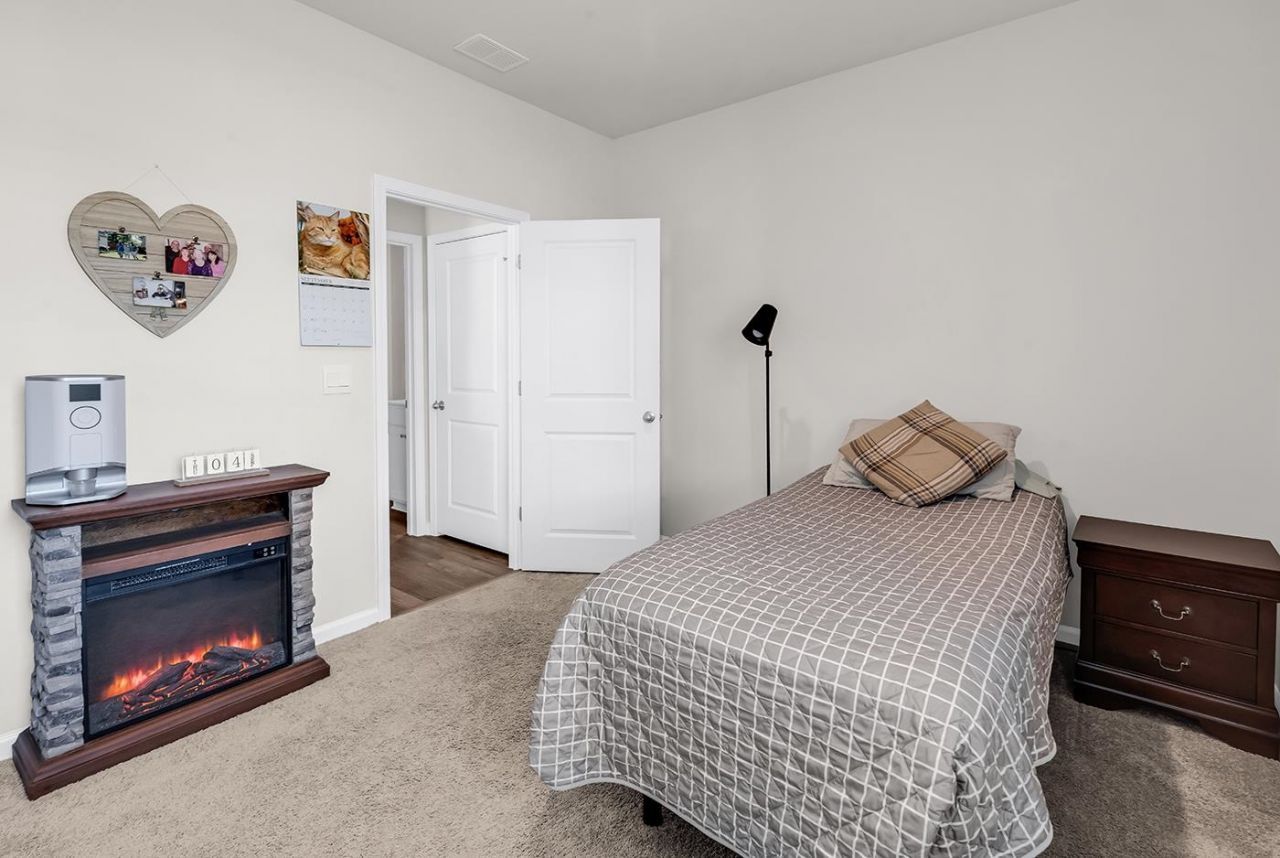 514 Hogwart Ln. Photo 33