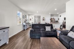 514 Hogwart Ln. photo 4