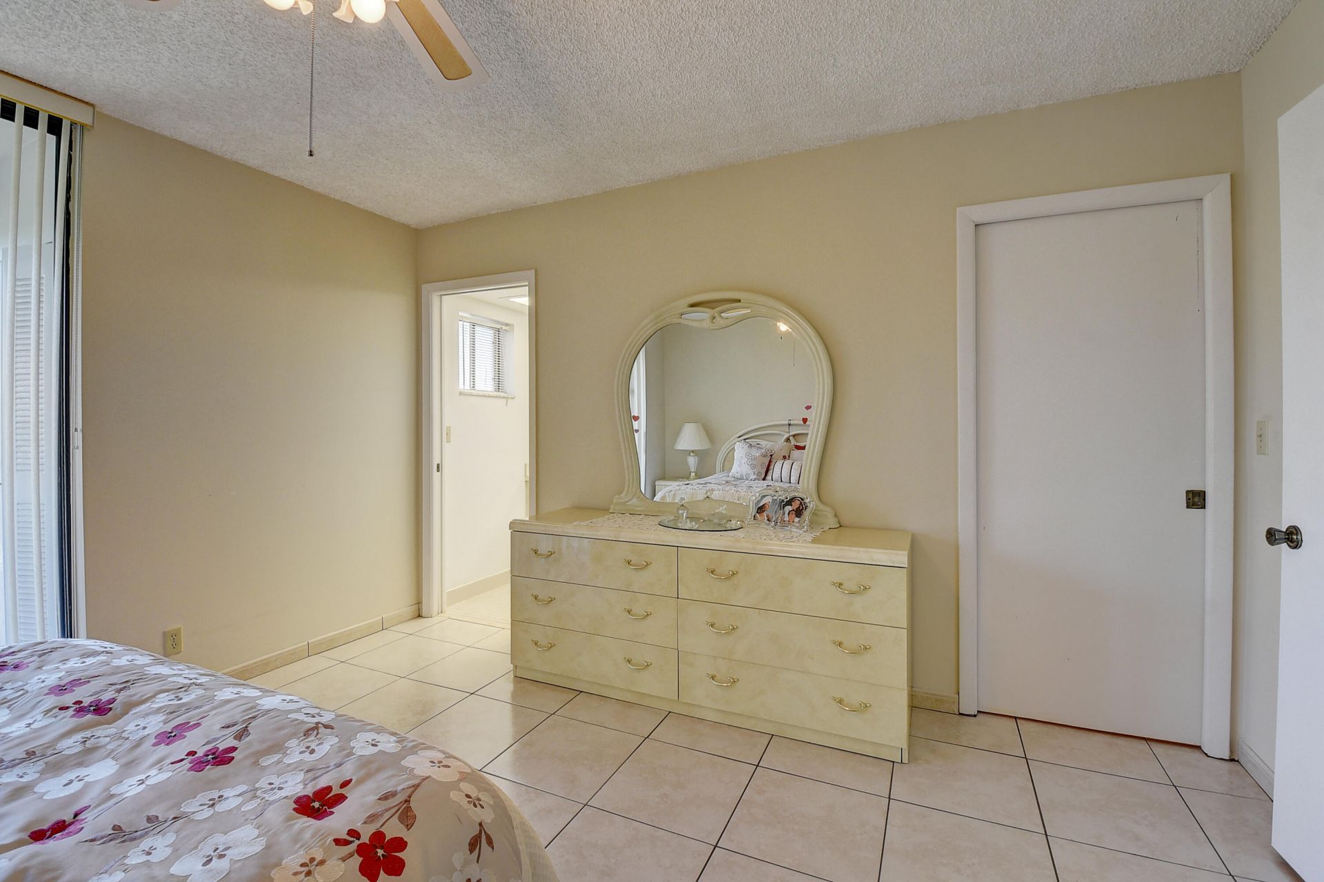5370 Las Verdes Circle, Unit 324, Delray Beach, FL 33484 Photo