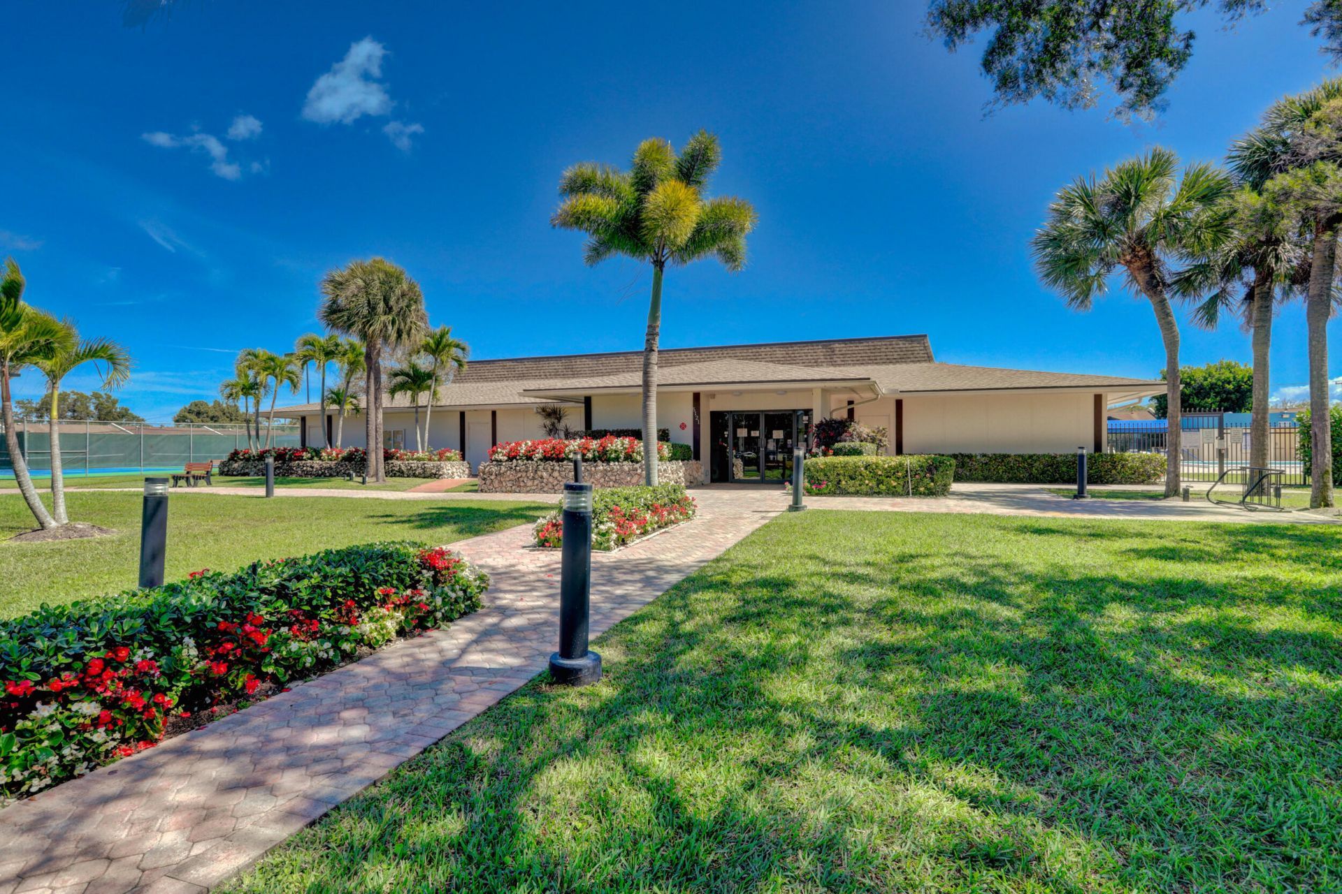 5370 Las Verdes Circle, Unit 324, Delray Beach, FL 33484 Photo