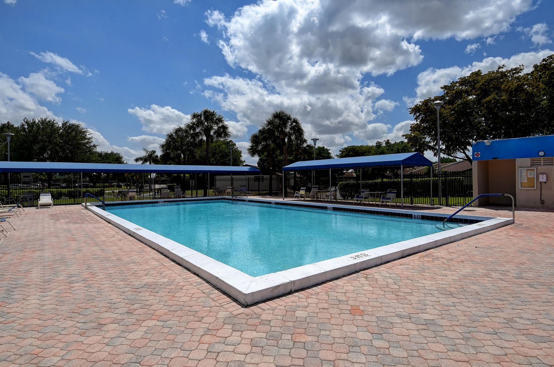 5370 Las Verdes Circle, Unit 324, Delray Beach, FL 33484 Photo