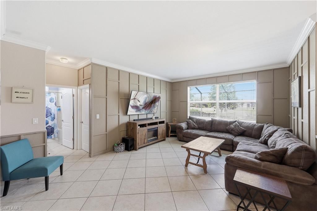 2446 Heydon Cir E, Naples, FL 34120 Photo
