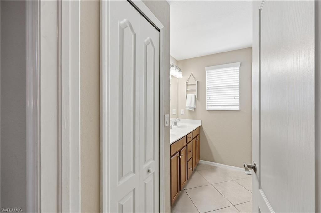 2446 Heydon Cir E, Naples, FL 34120 Photo