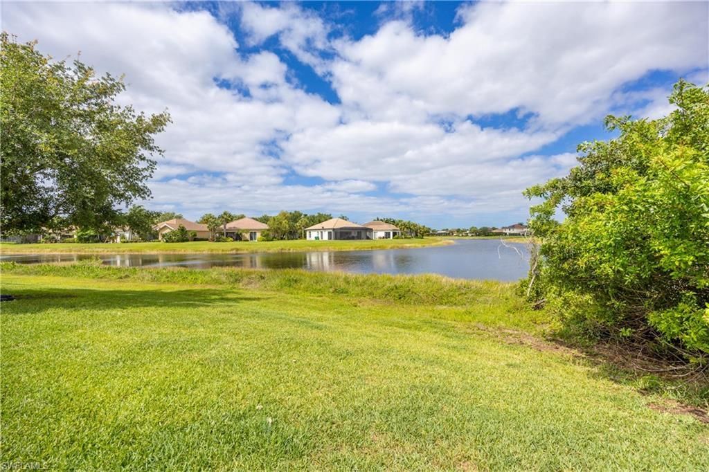 2446 Heydon Cir E, Naples, FL 34120 Photo