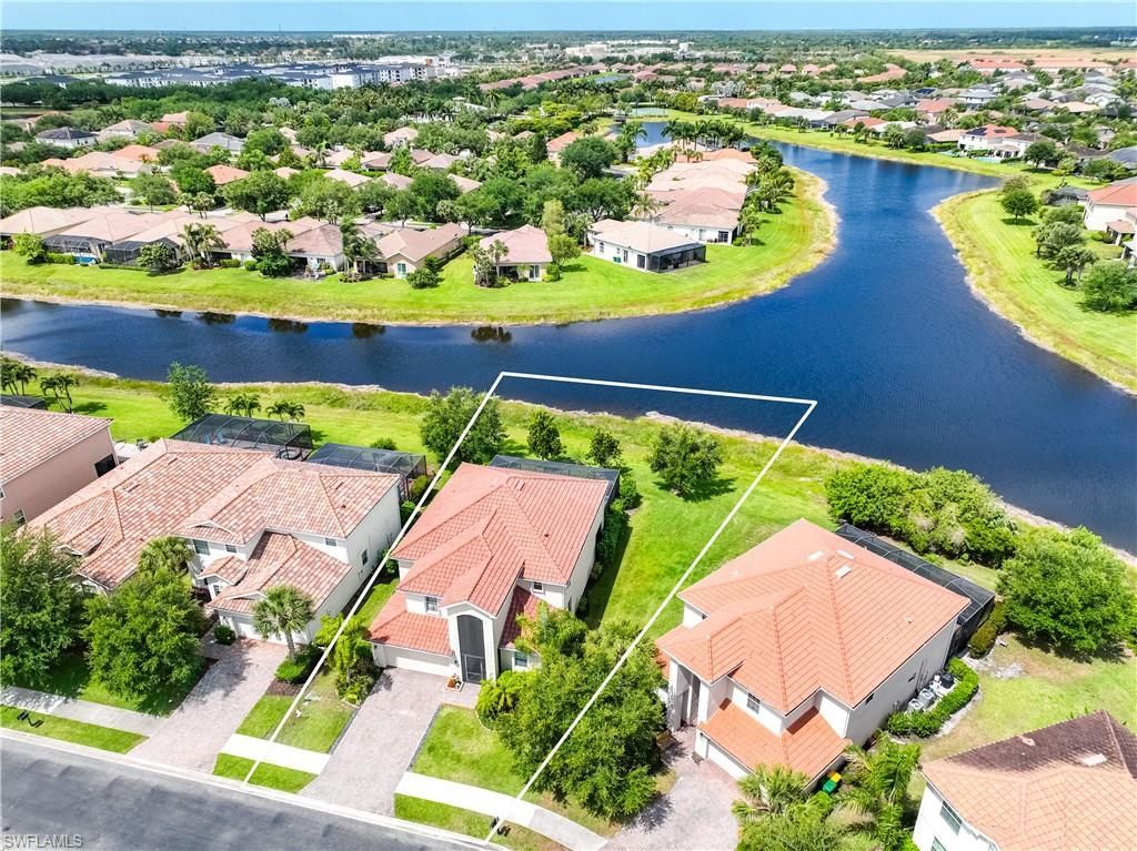 2446 Heydon Cir E, Naples, FL 34120 Photo