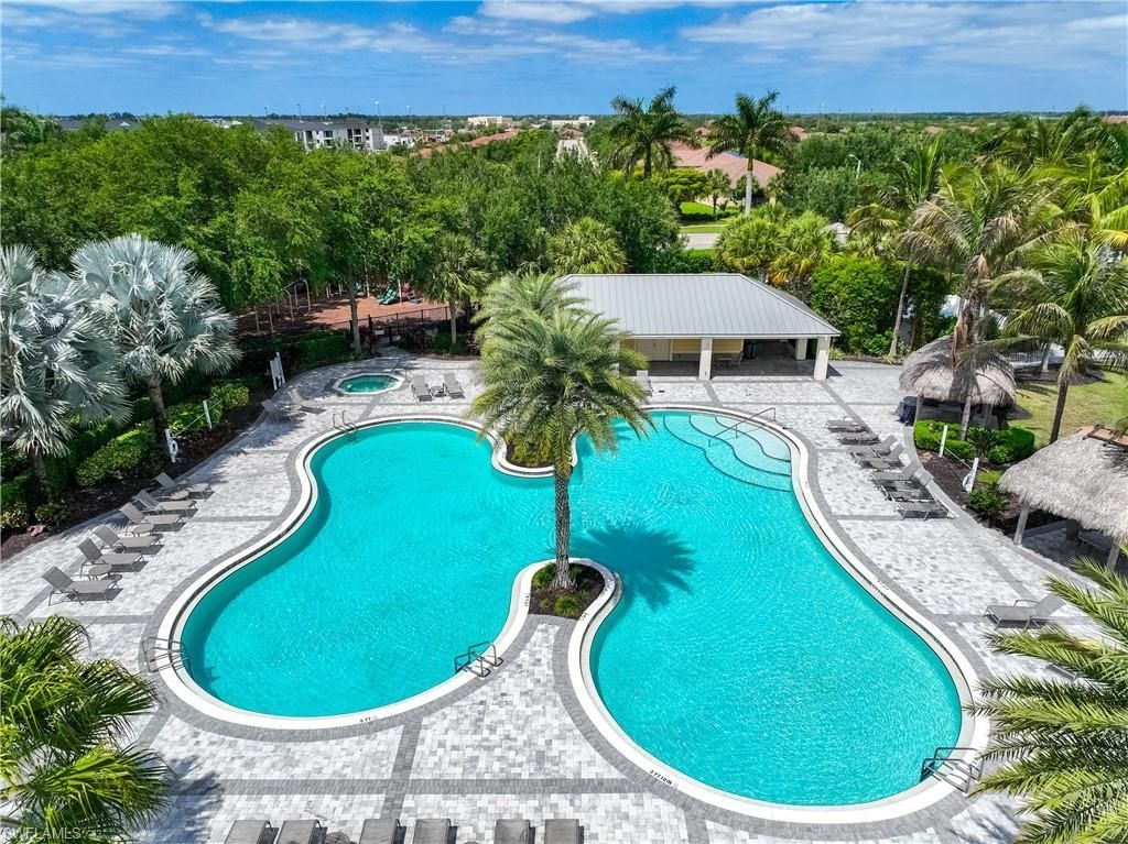 2446 Heydon Cir E, Naples, FL 34120 Photo