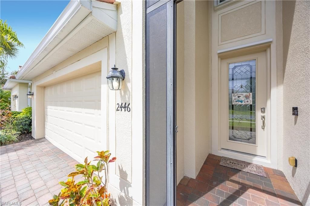 2446 Heydon Cir E, Naples, FL 34120 Photo