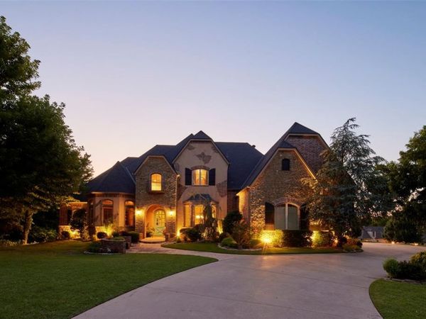 3325 Winding Creek Circle, Edmond, OK 73034