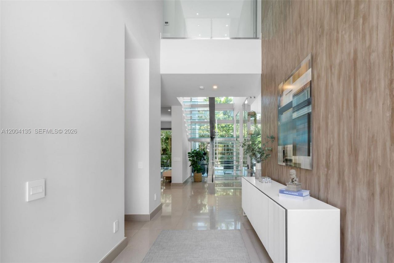 110 Reef Ln , Key Biscayne, FL 33149 Photo