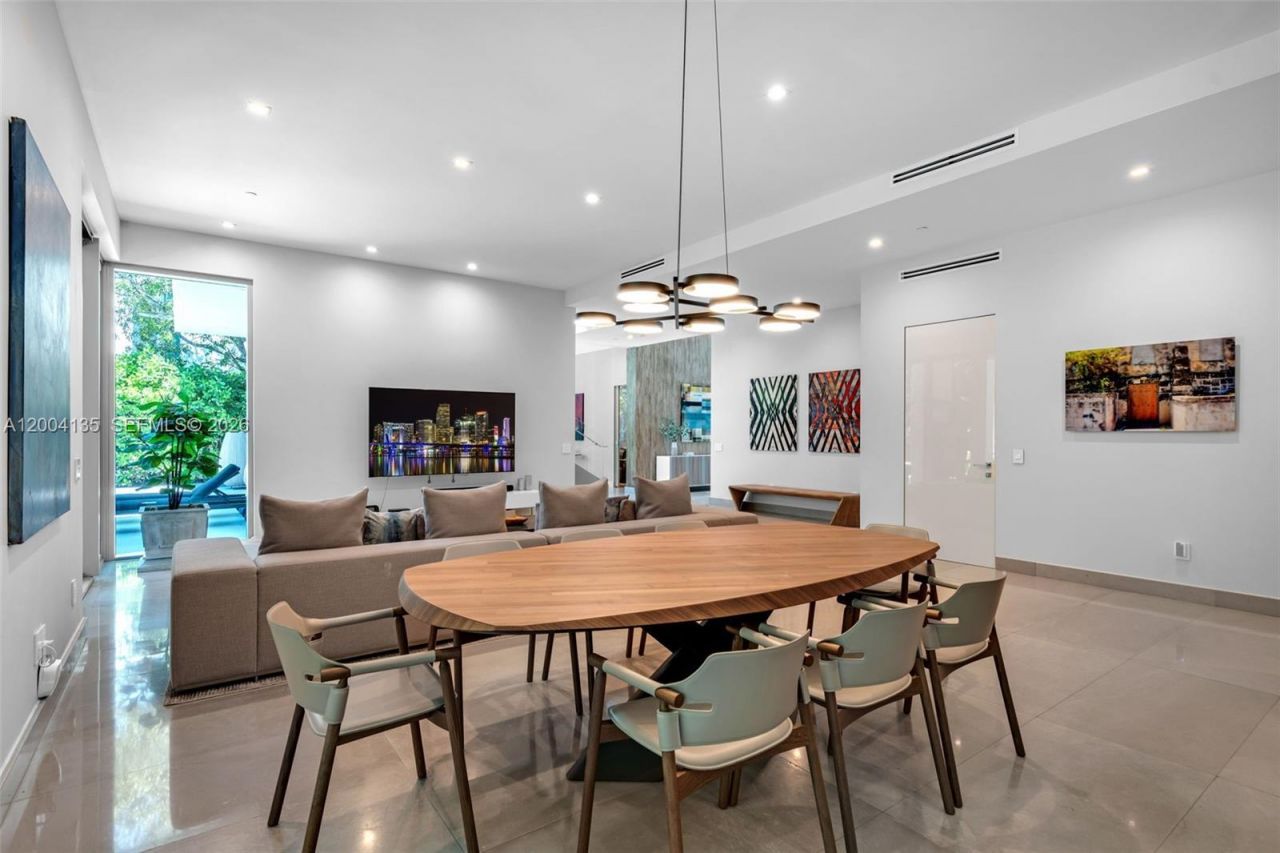 110 Reef Ln , Key Biscayne, FL 33149 Photo