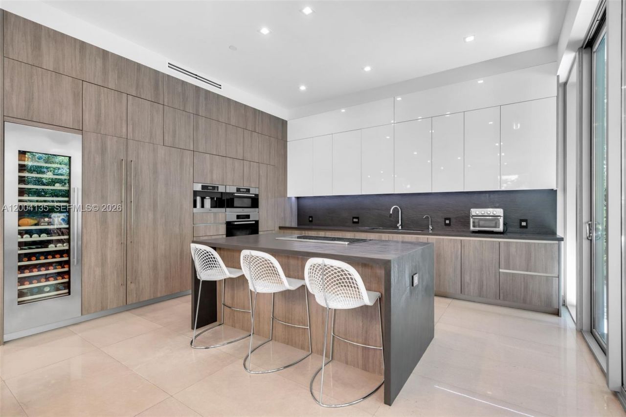 110 Reef Ln , Key Biscayne, FL 33149 Photo