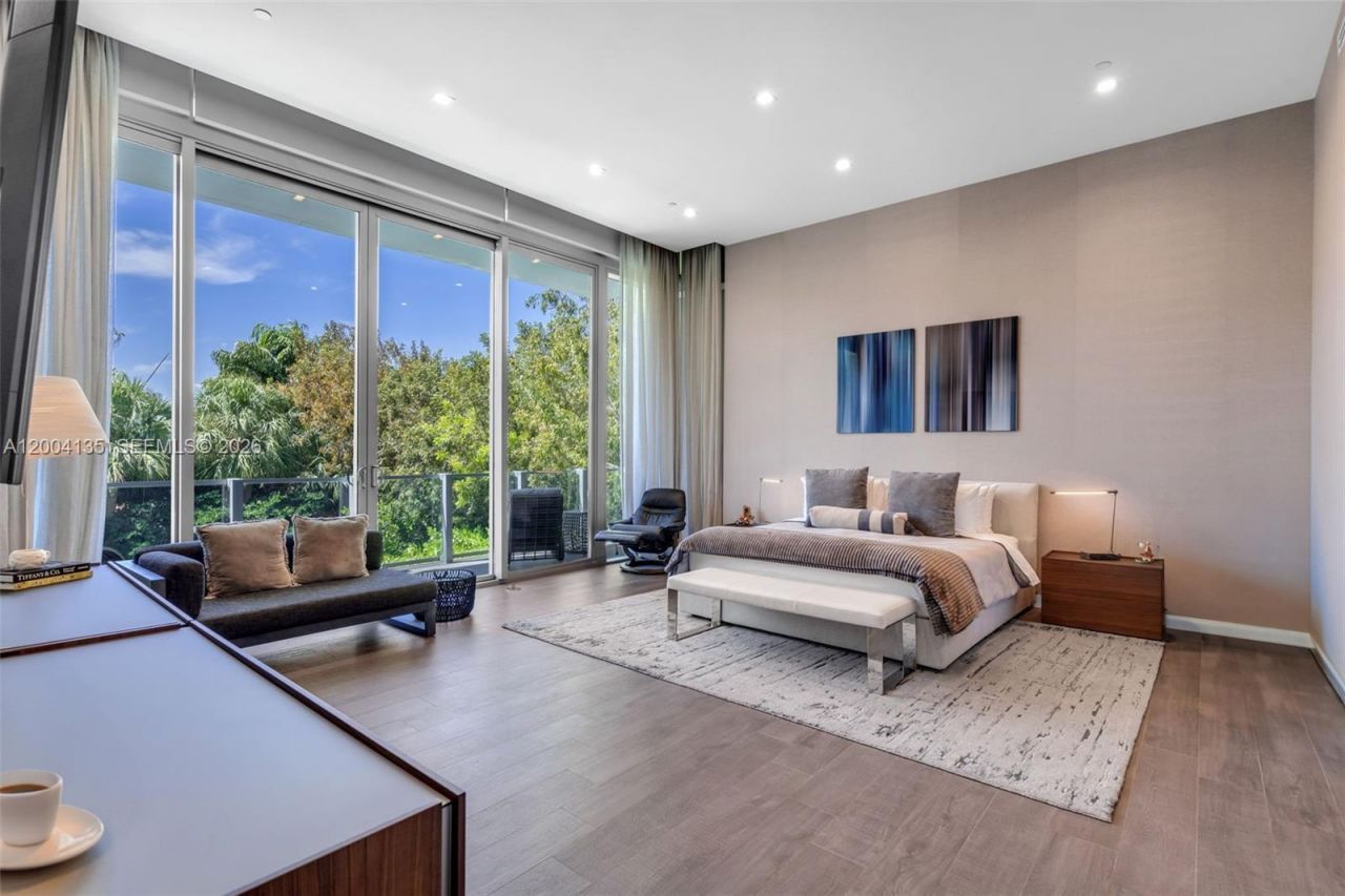 110 Reef Ln , Key Biscayne, FL 33149 Photo