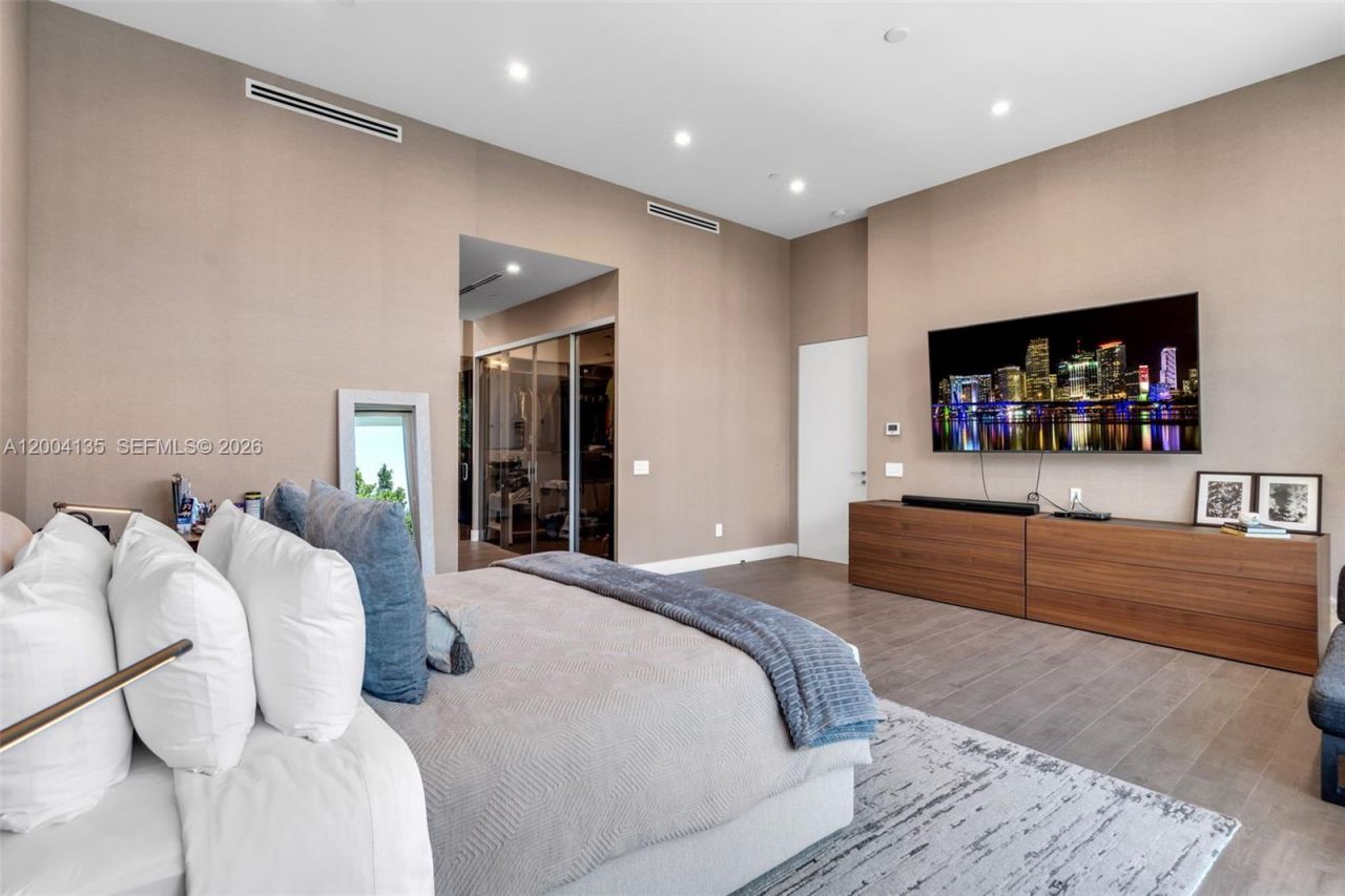 110 Reef Ln , Key Biscayne, FL 33149 Photo