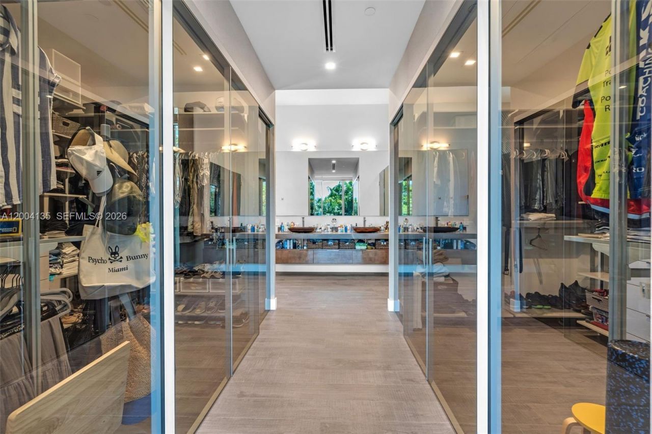 110 Reef Ln , Key Biscayne, FL 33149 Photo