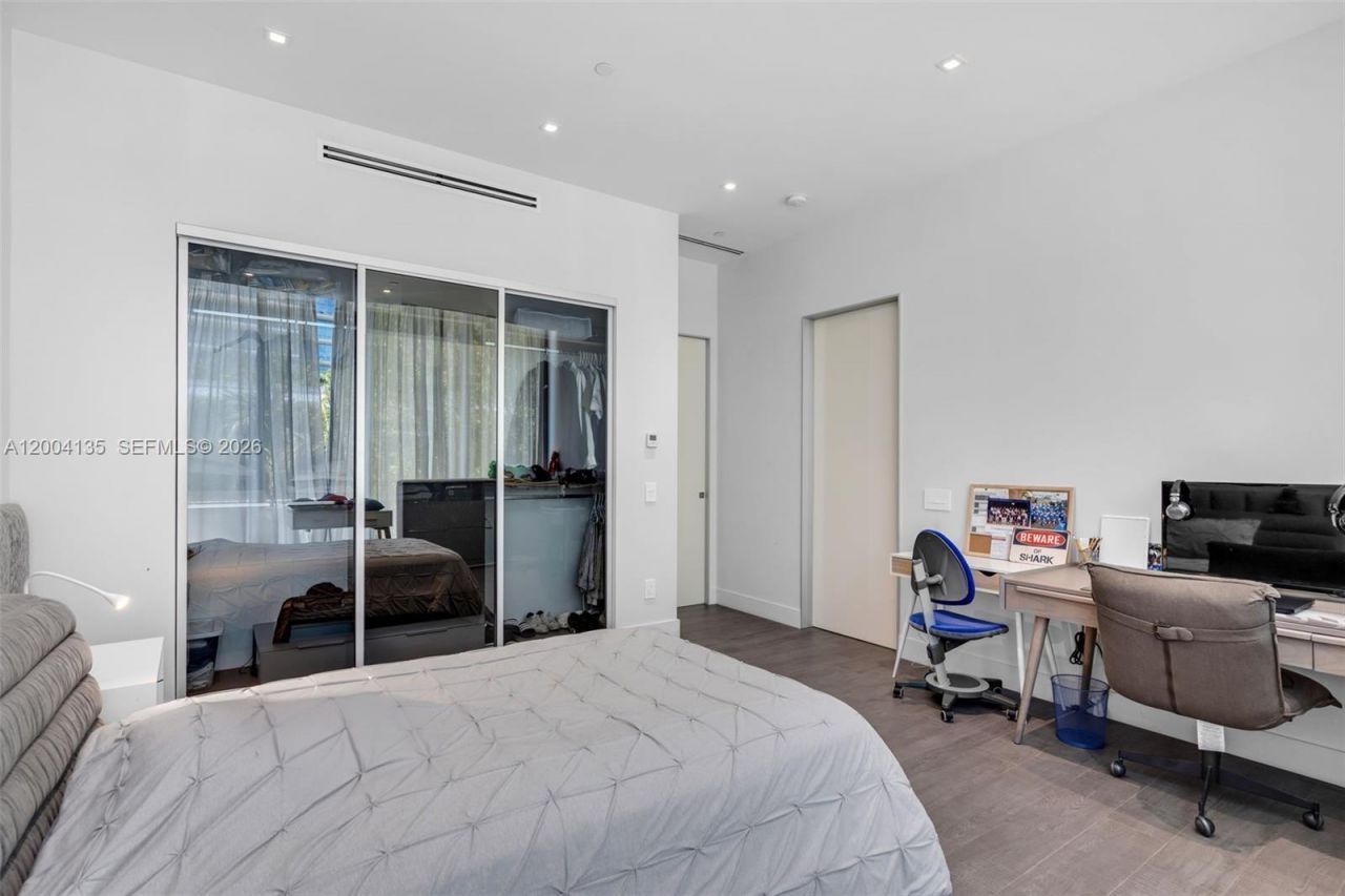 110 Reef Ln , Key Biscayne, FL 33149 Photo