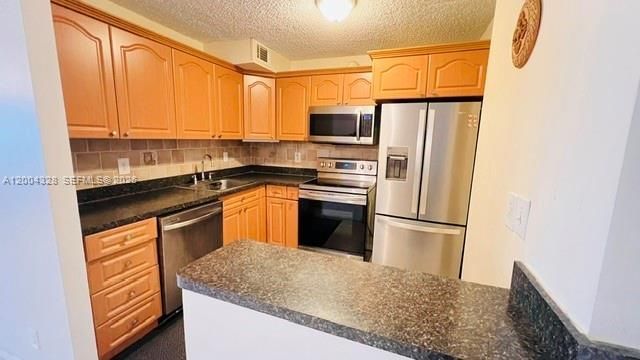 6500 Cypress Rd , Unit 402, Plantation, FL 33317 Photo