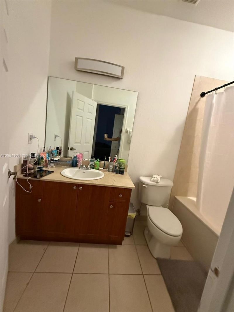 8999 NW 107th Ct , Unit 210-1, Doral, FL 33178 Photo