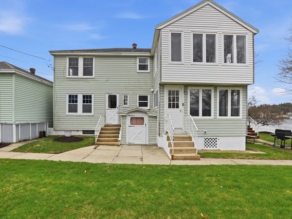 40 Lakeshore Dr., Dracut, MA 01826