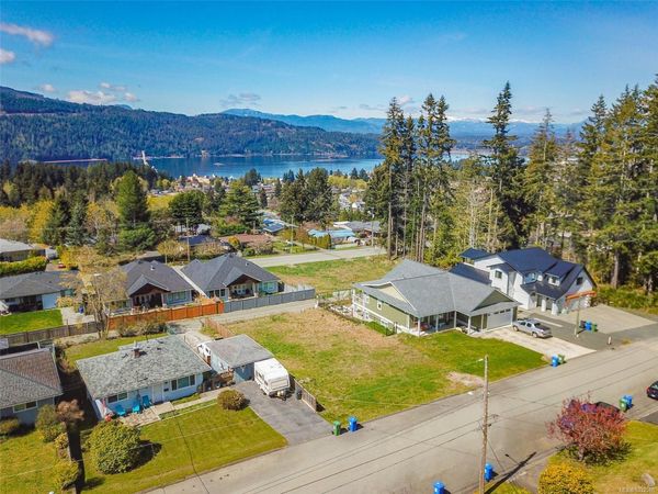 2282 14th Ave , Port Alberni, BC V9Y 2Y5