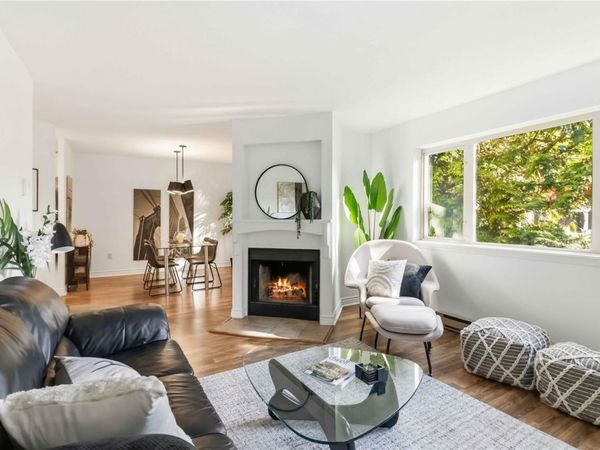 1436 Harrison St , Unit 302, Victoria, BC V8S 3S2