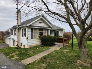 1109 INDIAN MARKER ROAD, CONESTOGA, PA 17516