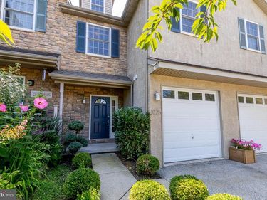 1025 FORD STREET, BRIDGEPORT, PA 19405