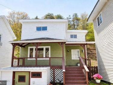 85 GRANT STREET, SHICKSHINNY, PA 18655