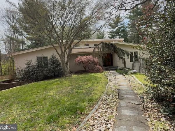 1301 BOBARN DRIVE, PENN VALLEY, PA 19072