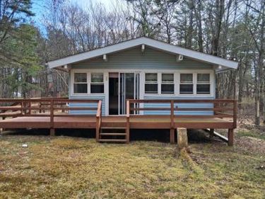 111 SAGE ROAD, LONG POND, PA 18334