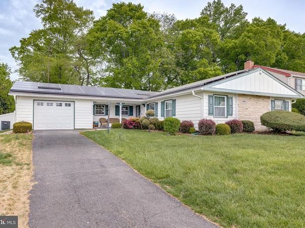 36 EMBER LANE, WILLINGBORO, NJ 08046