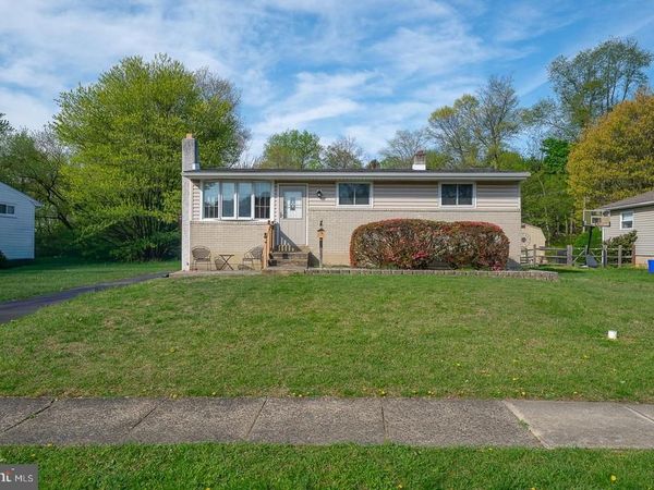 102 TUSCANY ROAD, ASTON, PA 19014
