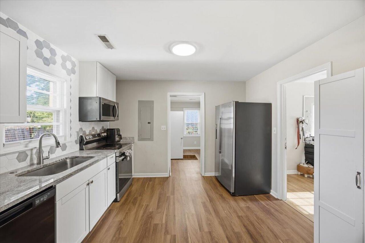 431 Mary Scott Drive Photo 10