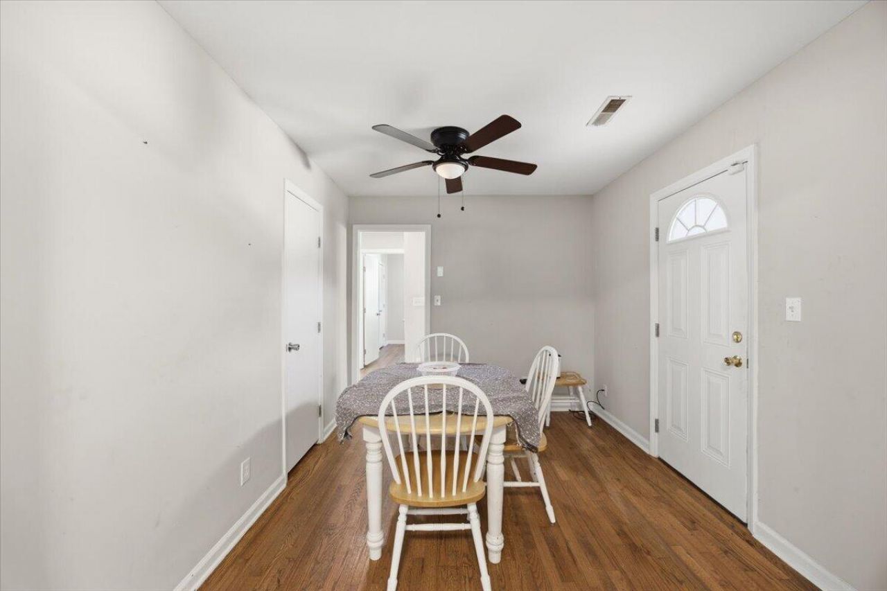 431 Mary Scott Drive Photo 17