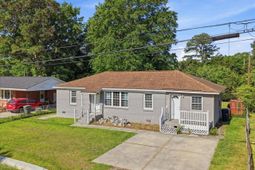 431 Mary Scott Drive photo 4