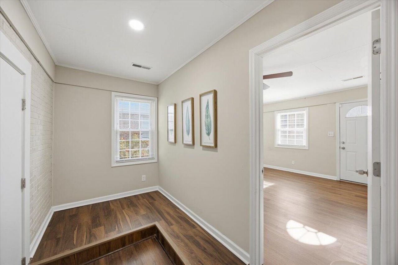 431 Mary Scott Drive Photo 9