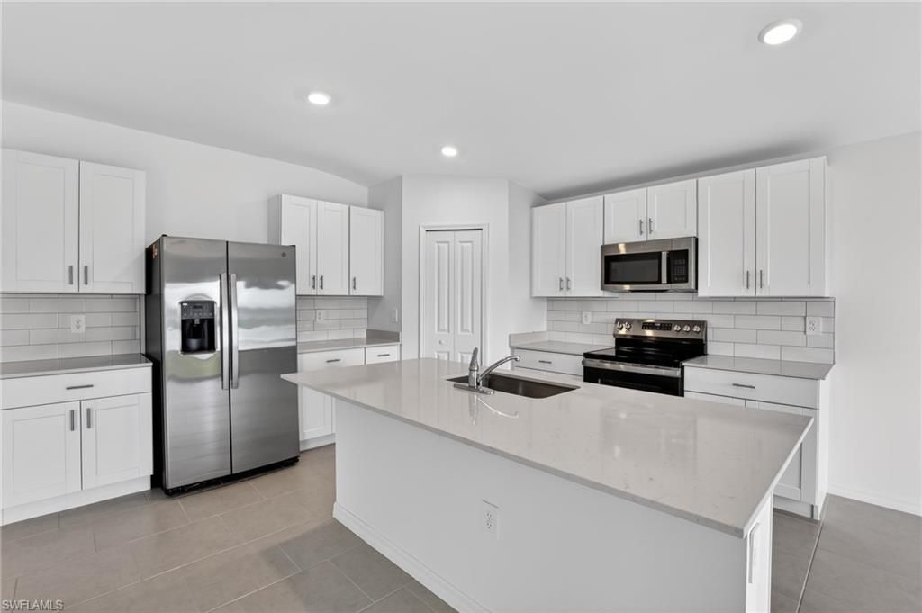 19729 Lavender Field Ct, Lehigh Acres, FL 33974 Photo