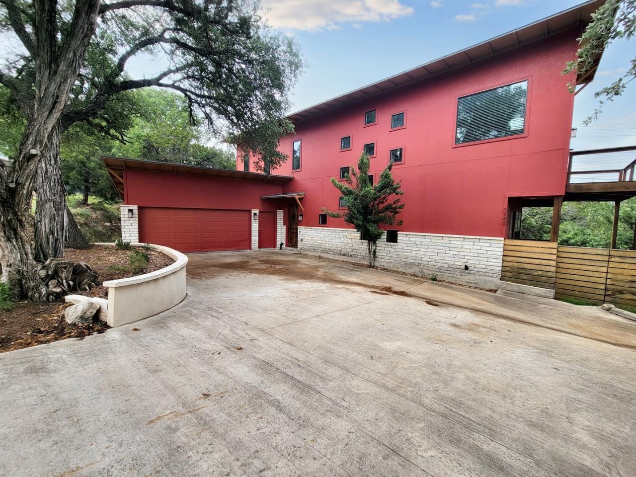 325 Southwind Rd, Point Venture, TX 78645 Main Photo